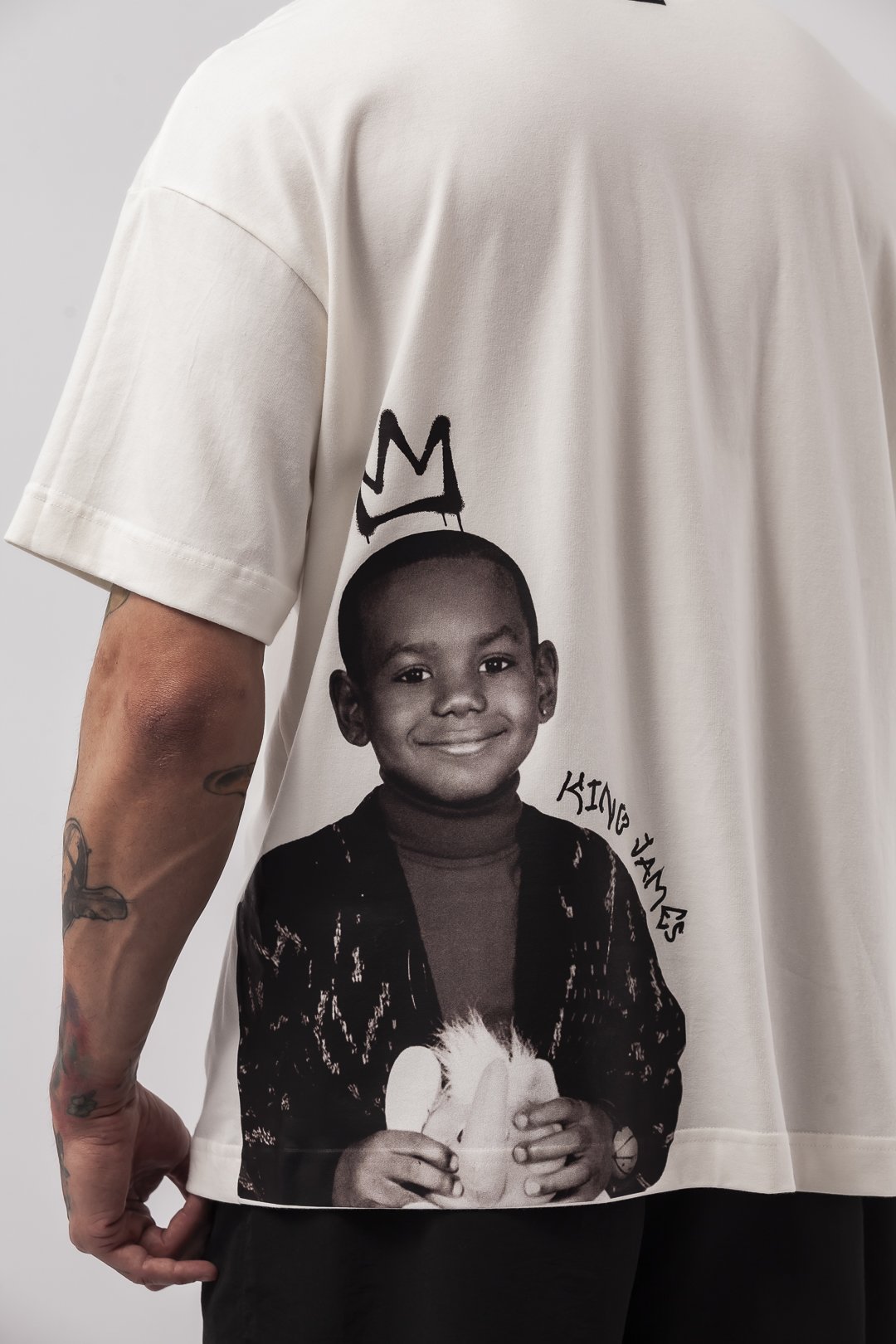 Camiseta Akron Over Off White
